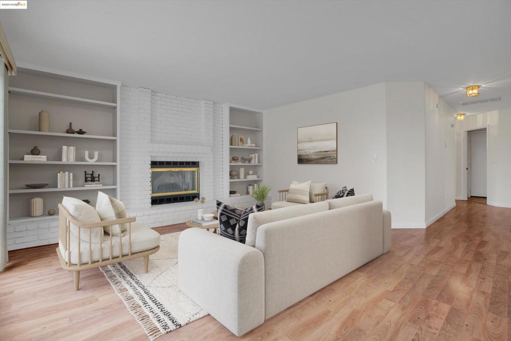 GLEN COVE - Residential