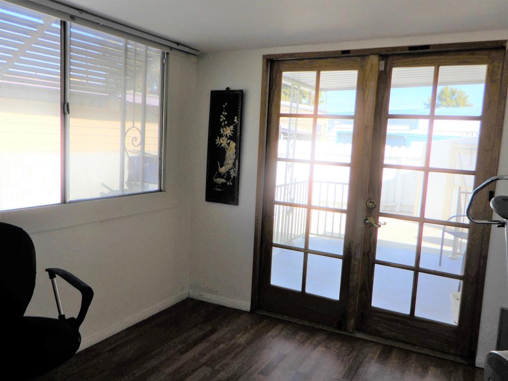 Tri Palm Estates - Manufactured In Park