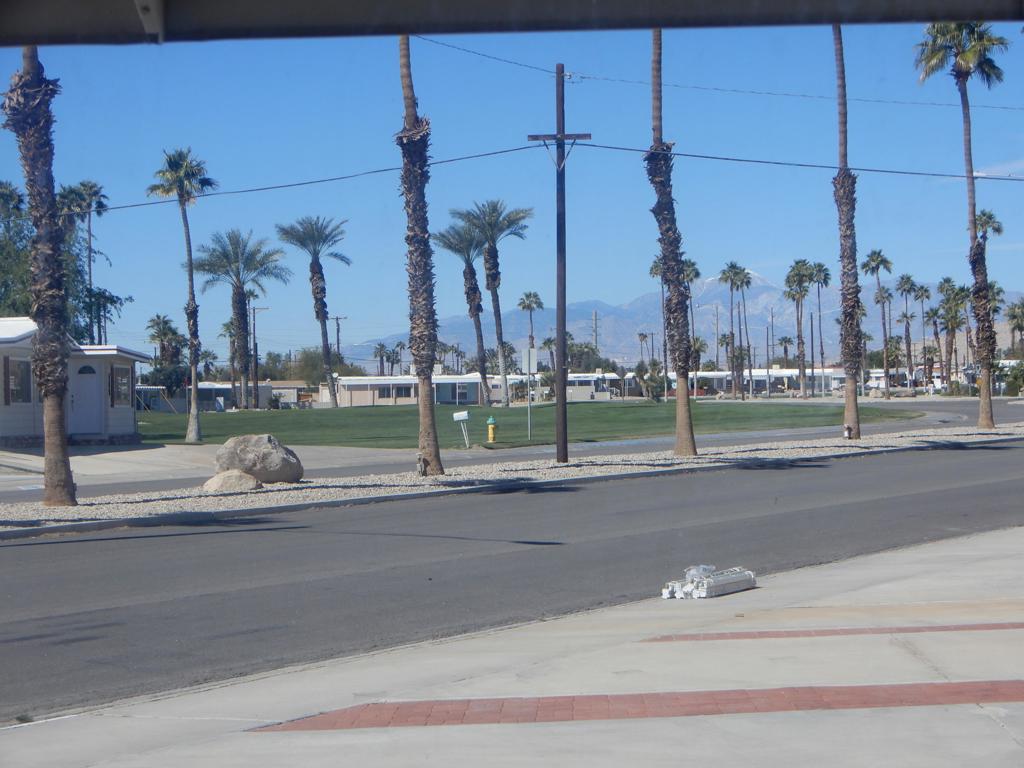 Tri Palm Estates - Manufactured In Park