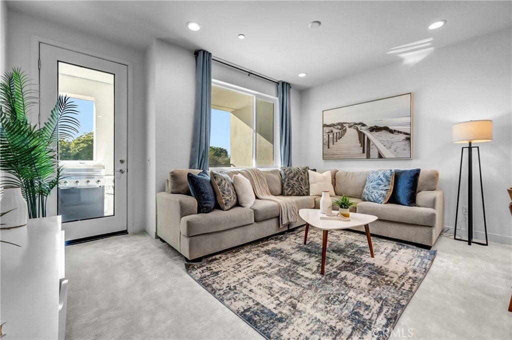 5092 Long Beach