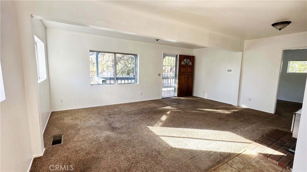 Photo of 2901 Harriet Rd, Frazier Park, CA 93225 (MLS # SR25241450)