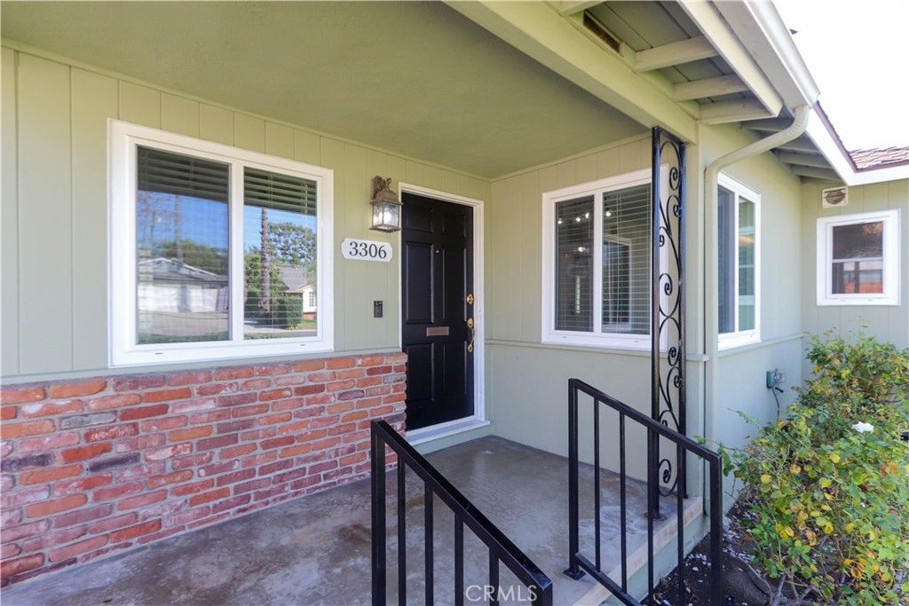 Photo of 3306 Twilight Dr, Fullerton, CA 92835 (MLS # DW26053183)