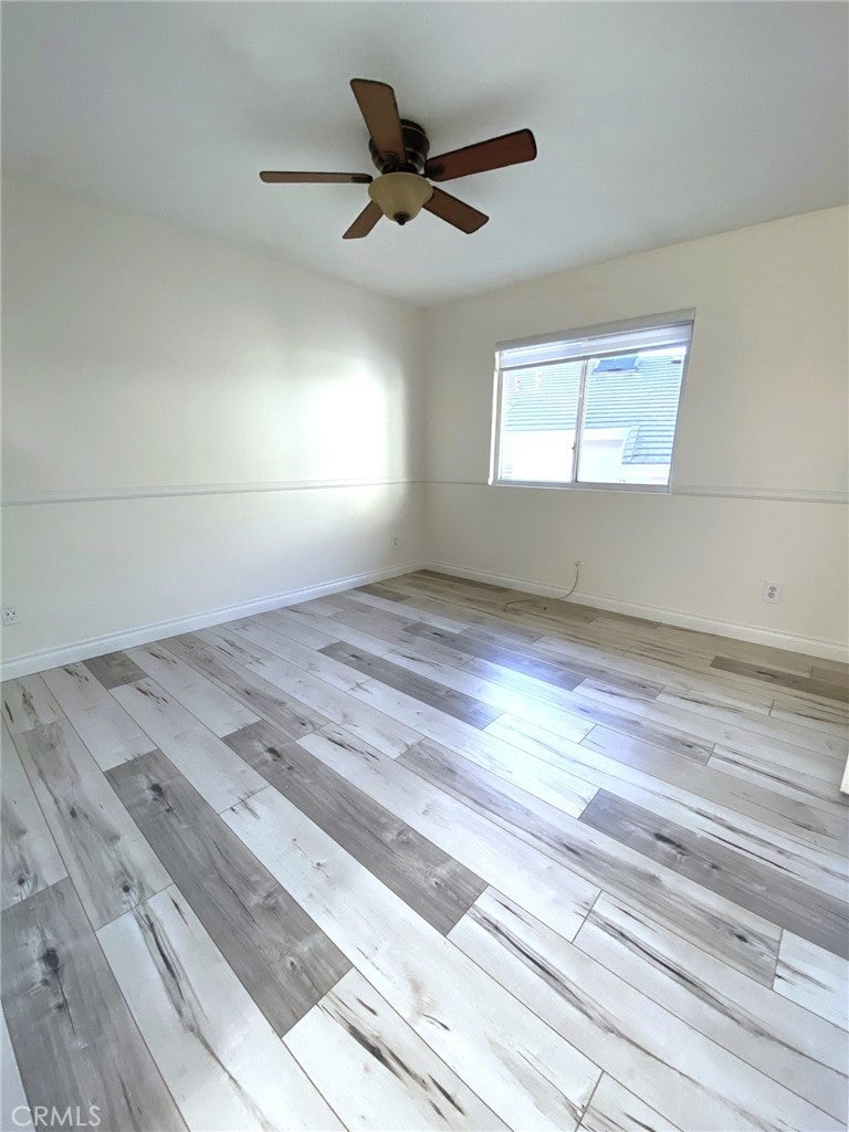 14 Rainbow Lk 3, Irvine CA 92614 - Photo 31