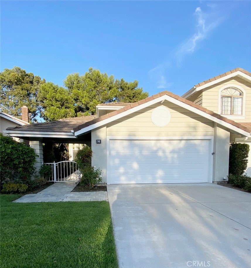 14 Rainbow Lk 3, Irvine CA 92614 - Photo 1