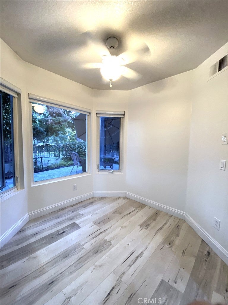 14 Rainbow Lk 3, Irvine CA 92614 - Photo 12