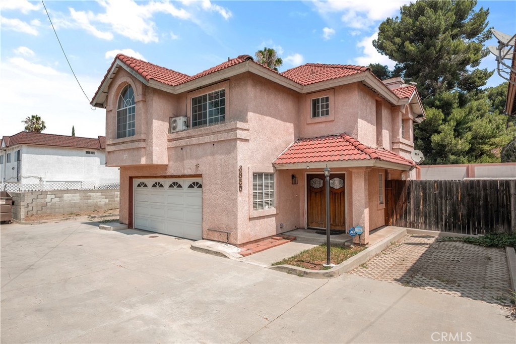 Welcome to your dream home in the heart of North El Monte! Nestled at the back end of a quiet, beautifully maintained PUD community, this spacious 4-bedroom, 3-bathroom end-unit home offers comfort, style, and privacy—all in one exceptional package.
Step through the elegant double-door entry into a bright, welcoming foyer that leads to a cozy living room anchored by a charming fireplace. Natural light pours in through large windows and two sliding glass doors separately to a side yard and a spacious backyard, effortlessly blending indoor and outdoor living. Whether you're enjoying a peaceful evening or hosting family and friends, the open-concept layout is designed for making memories.
The unbeatable dining area with direct access to the backyard opens to the spacious kitchen, where you’ll find ample cabinets of storage space, and an oversized stainless-steel refrigerator. Step outside to your private backyard—ideal for summer BBQs, morning coffee, or unwinding after a long day. This unit has the biggest backyard in the whole community with a side gate potentially parking another several cars.
Upstairs, all four bedrooms provide comfort and functionality, including a spacious high ceiling primary suite with an en-suite bathroom for your own private retreat. A spacious 2-car attached garage, and an assigned one car parking space adds convenience, while the location can’t be beat—just minutes from Twin Lakes Elementary, shopping, dining, public transit, and easy freeway access to the 10 and 605.