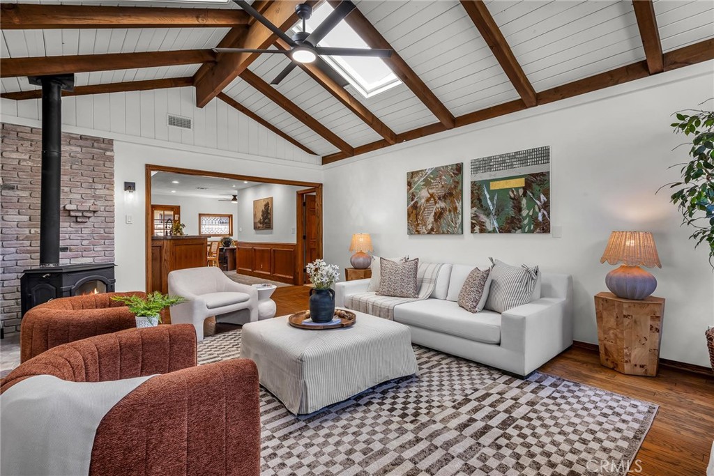 4226 W 230th