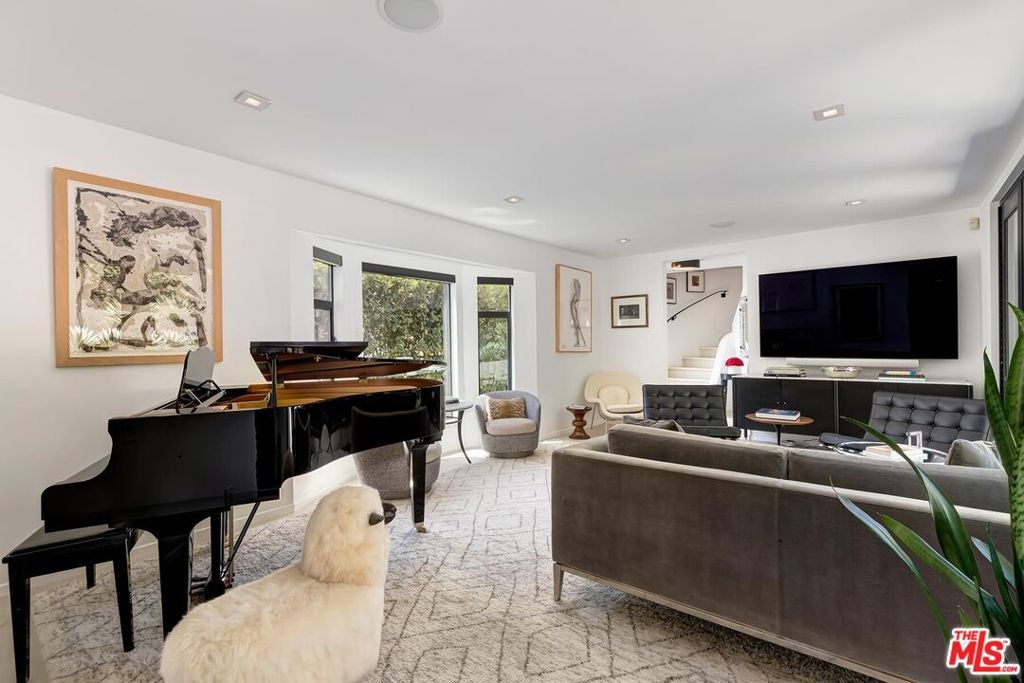 Photo of 9743 Elderidge Drive, Beverly Hills, CA 90210 (MLS # 26773319)