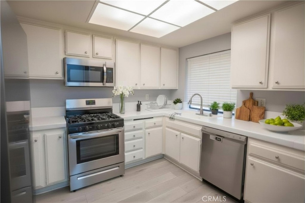 2504 E Willow 107
