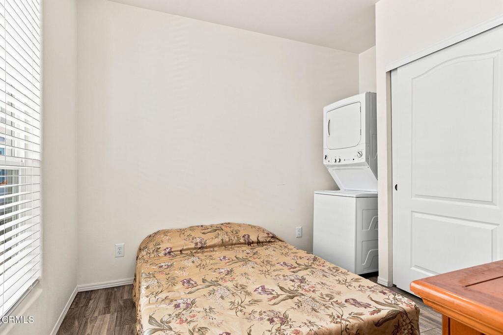 3975 Telegraph Road 26