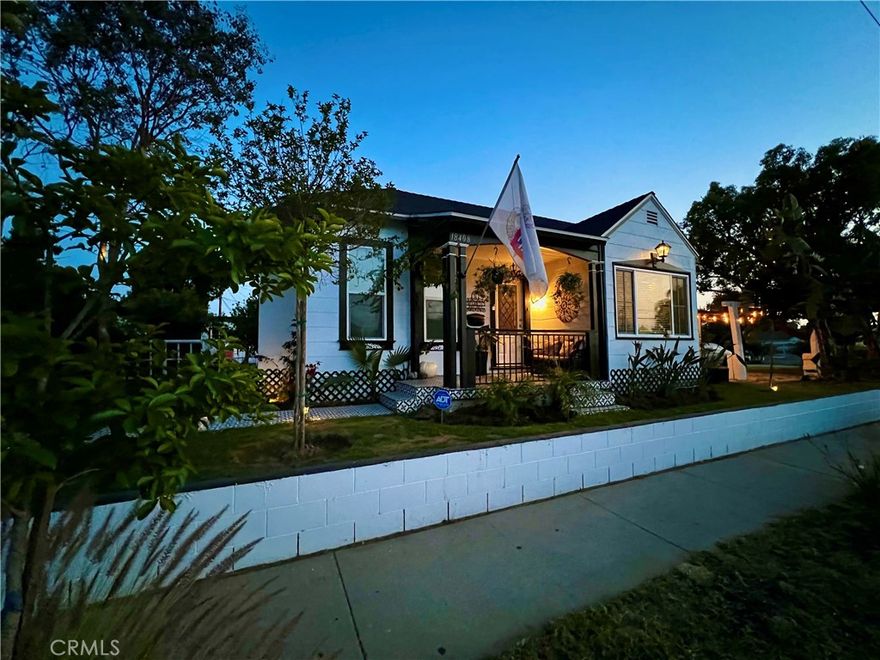 **Beautiful Modern Home for Lease – Spacious Corner Lot**

Welcome to this stunning 2-bedroom, 1-bathroom modern home situated on a large corner lot in the heart of Covina. Step inside to an open floor plan featuring a beautifully upgraded kitchen that seamlessly flows into the living and dining areas perfect for relaxing or entertaining.

Both bedrooms are generously sized, offering plenty of comfort and natural light. The home also boasts a *huge backyard* designed for entertaining  complete with a *wooden patio*, *fire pit*, *custom grill*, *swing/playset*, and a*wood pergola* with seating. The outdoor patio lighting is smart app–controlled, creating the perfect ambiance for any occasion.



Additional features include: Stove, Microwave and Refrigerator in unit.



Driveway parking**

Private driveway**

Central A/C**

Spacious lot**



Conveniently located **near top-rated schools, shopping, restaurants, and Downtown Covina**

**Check out the photos this home is truly beautiful inside and out!**

**Application Info:**

Please complete your application through [Rentspree]. A **$40 fee** applies for a credit, background, and eviction check. All adults must submit an application.

**Note:** The garage is not included in the lease. The owners is currently converting it into an ADU.