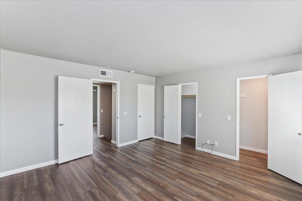 Hermosa Villas - Residential