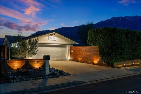 Photo of 461 W Palm Vista Drive, Palm Springs, CA 92262 (MLS # SR25267960)