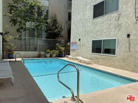 Tiny photo for 11656 Montana Avenue #302, Los Angeles, CA 90049 (MLS # 26851771)