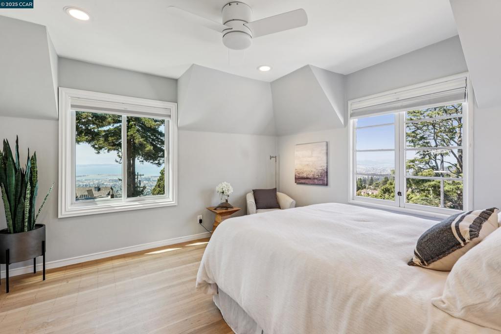 BERKELEY HILLS - Residential