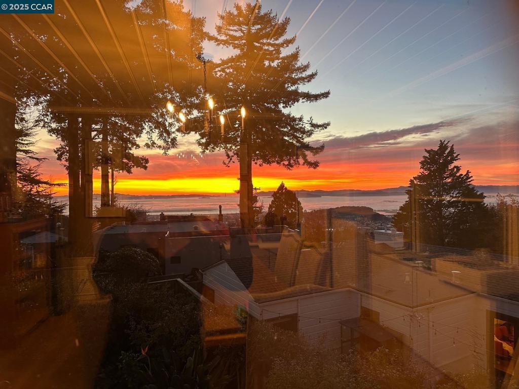 BERKELEY HILLS - Residential