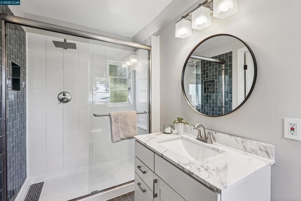 BERKELEY HILLS - Residential