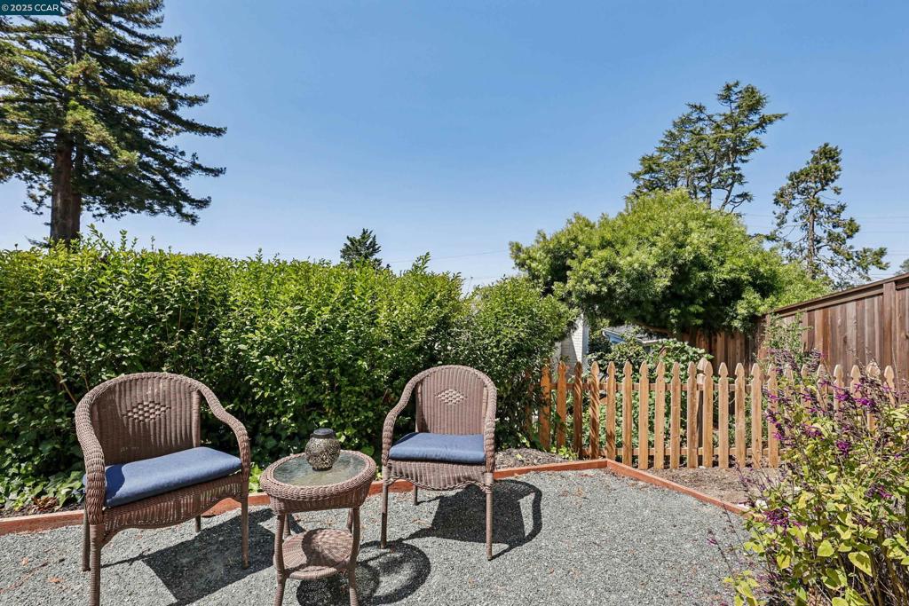 BERKELEY HILLS - Residential