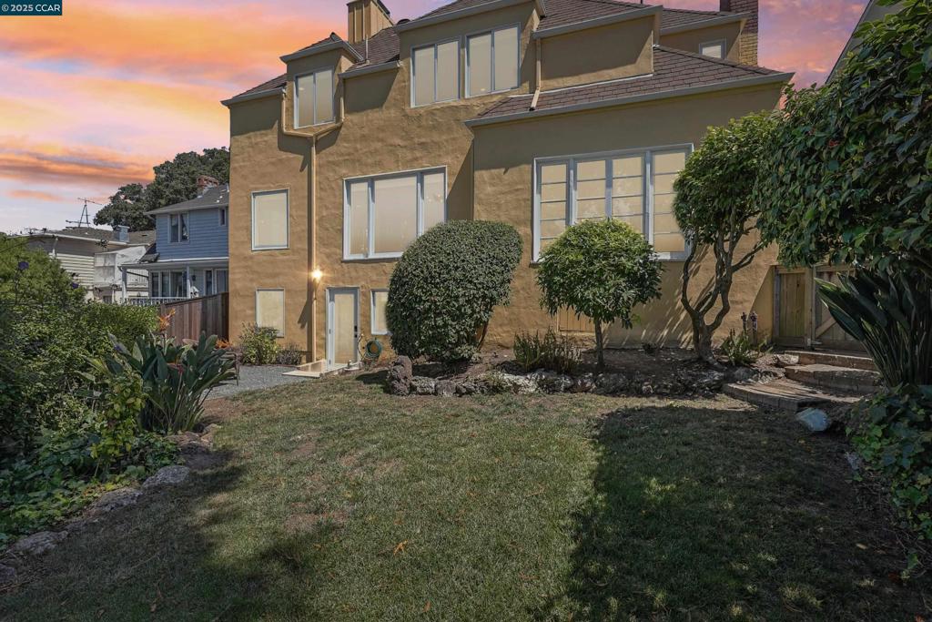 BERKELEY HILLS - Residential