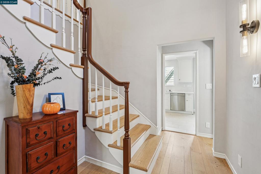 BERKELEY HILLS - Residential