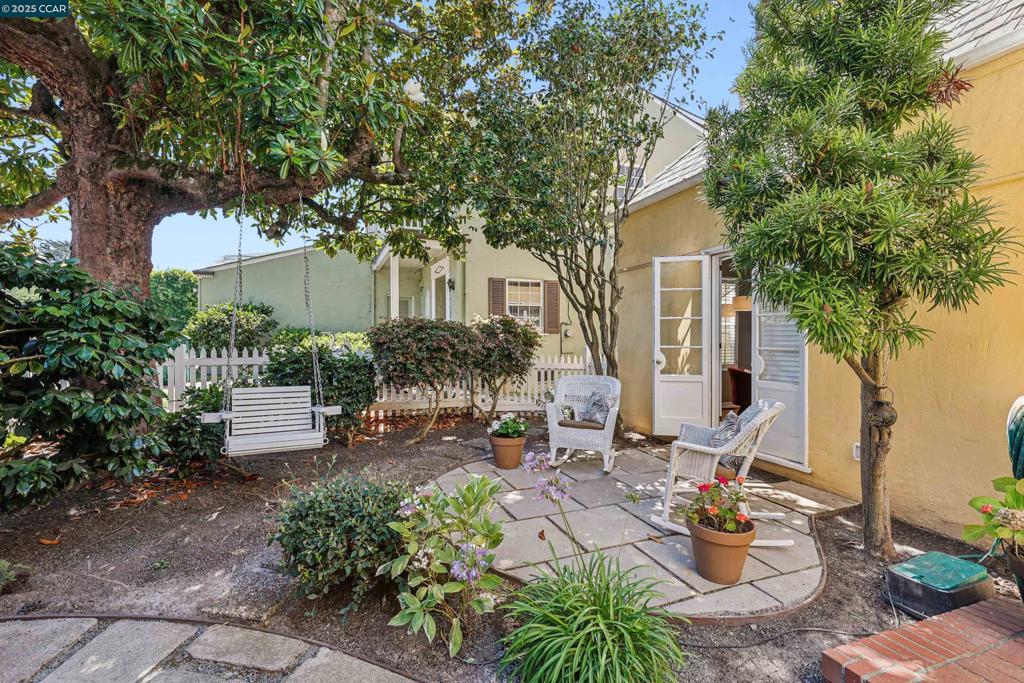 BERKELEY HILLS - Residential