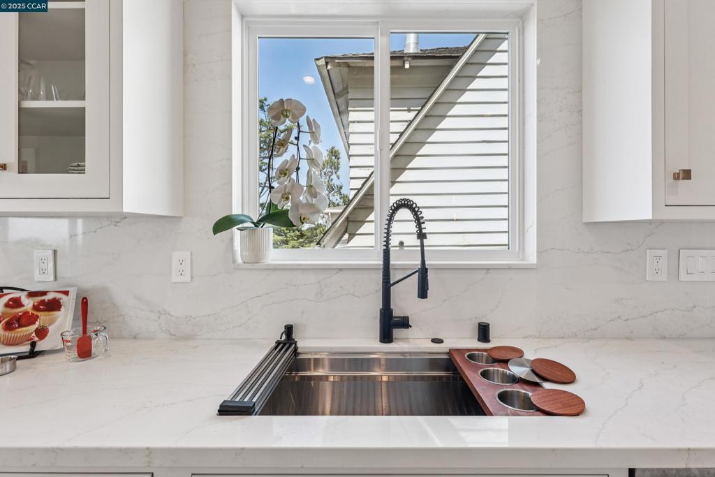 BERKELEY HILLS - Residential