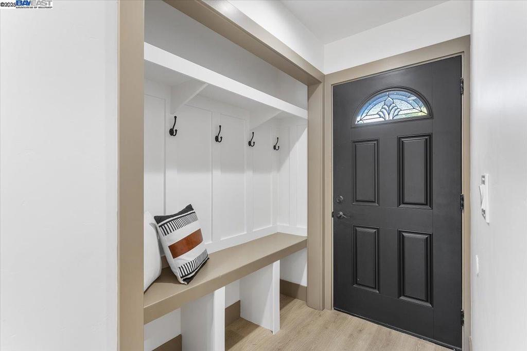 COLLEGE PARK - Residential