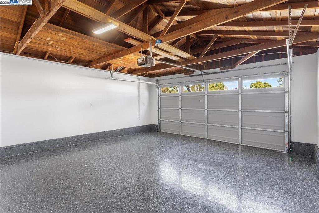 COLLEGE PARK - Residential