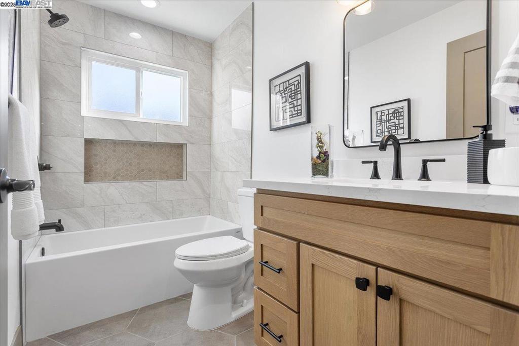 COLLEGE PARK - Residential