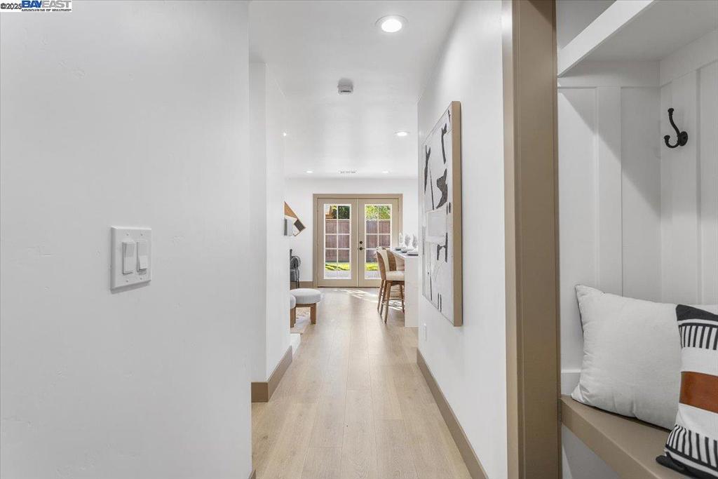 COLLEGE PARK - Residential