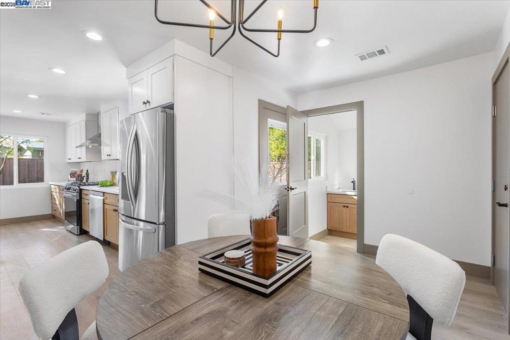 COLLEGE PARK - Residential