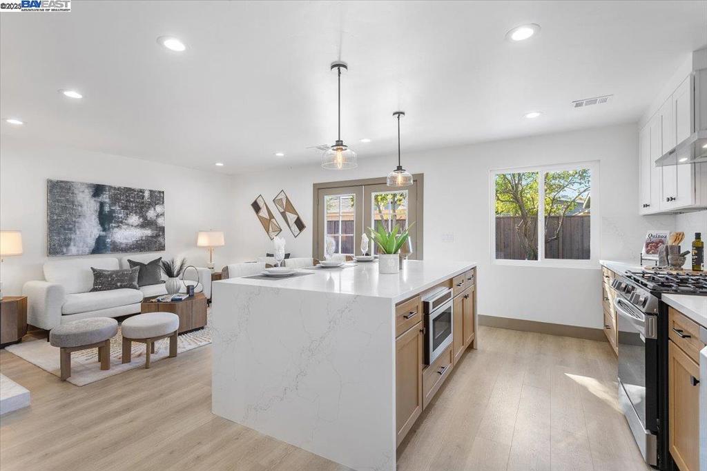 COLLEGE PARK - Residential