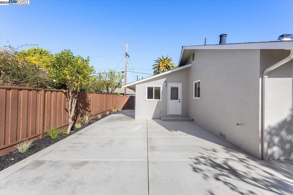 COLLEGE PARK - Residential