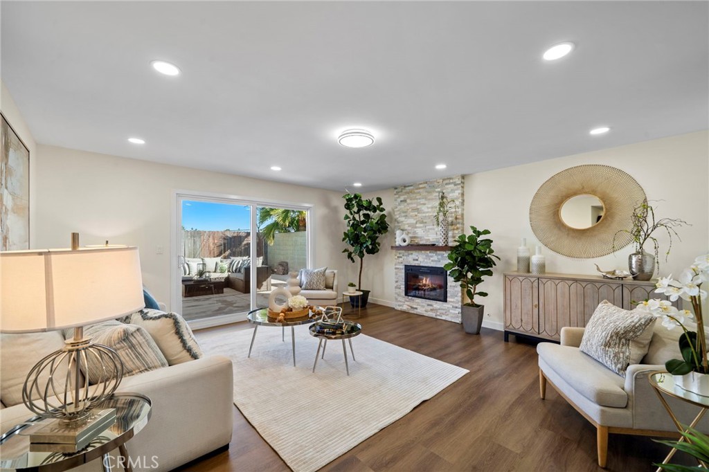 9561 Cardinal Avenue