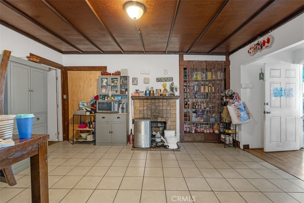 120 N Bonnie Beach Place