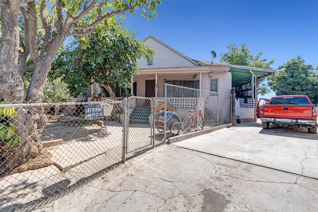 120 N Bonnie Beach Place