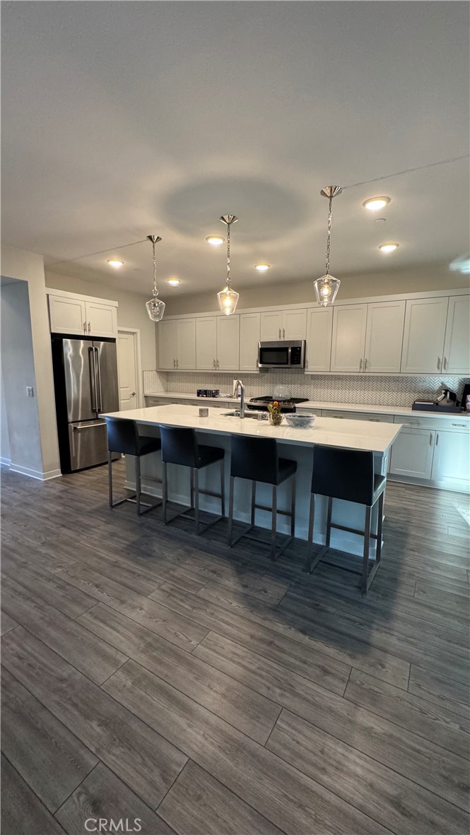 2621 E Clara Lane
