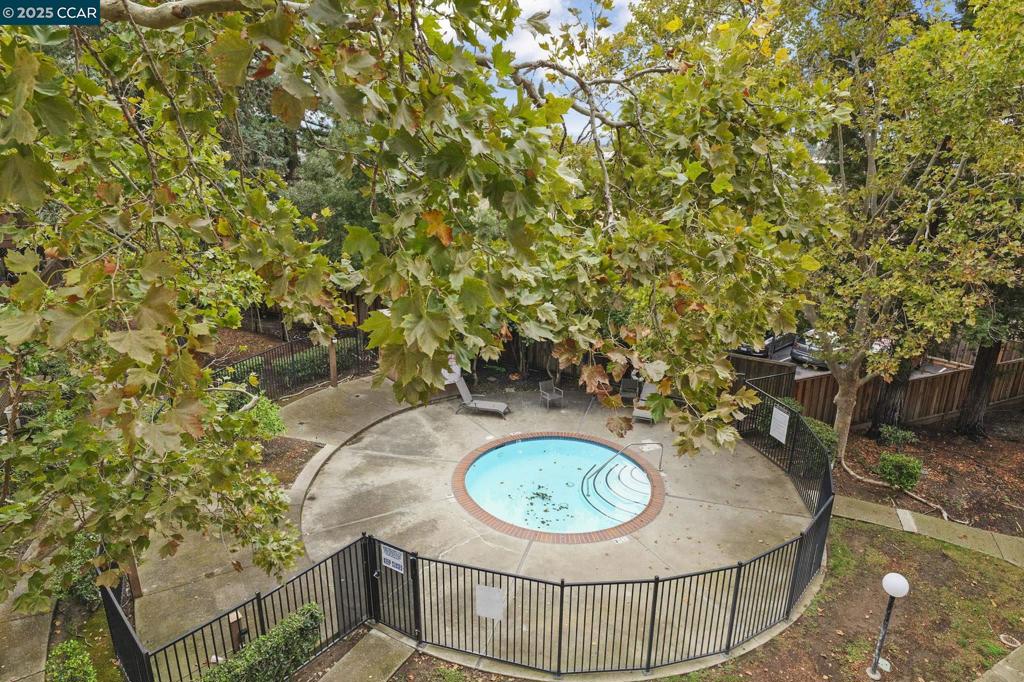SIERRA GARDENS - Residential
