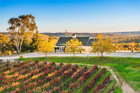 Tiny photo for 1985 Penman Springs Rd, Paso Robles, CA 93446 (MLS # NS26011354)