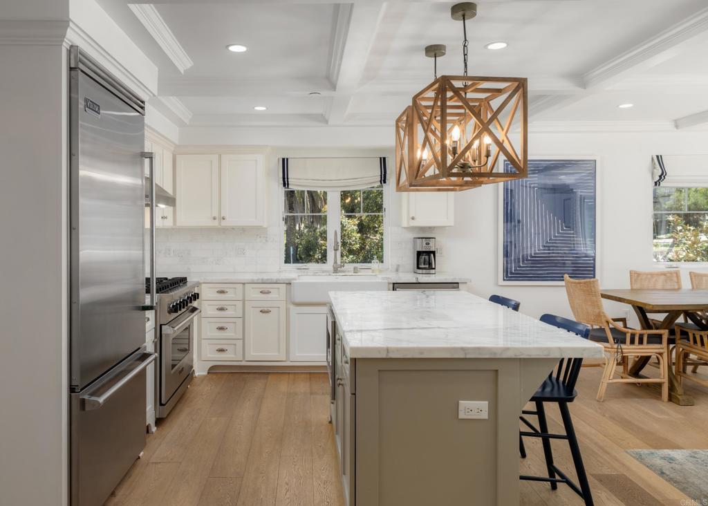 8020 La Jolla Shores Drive