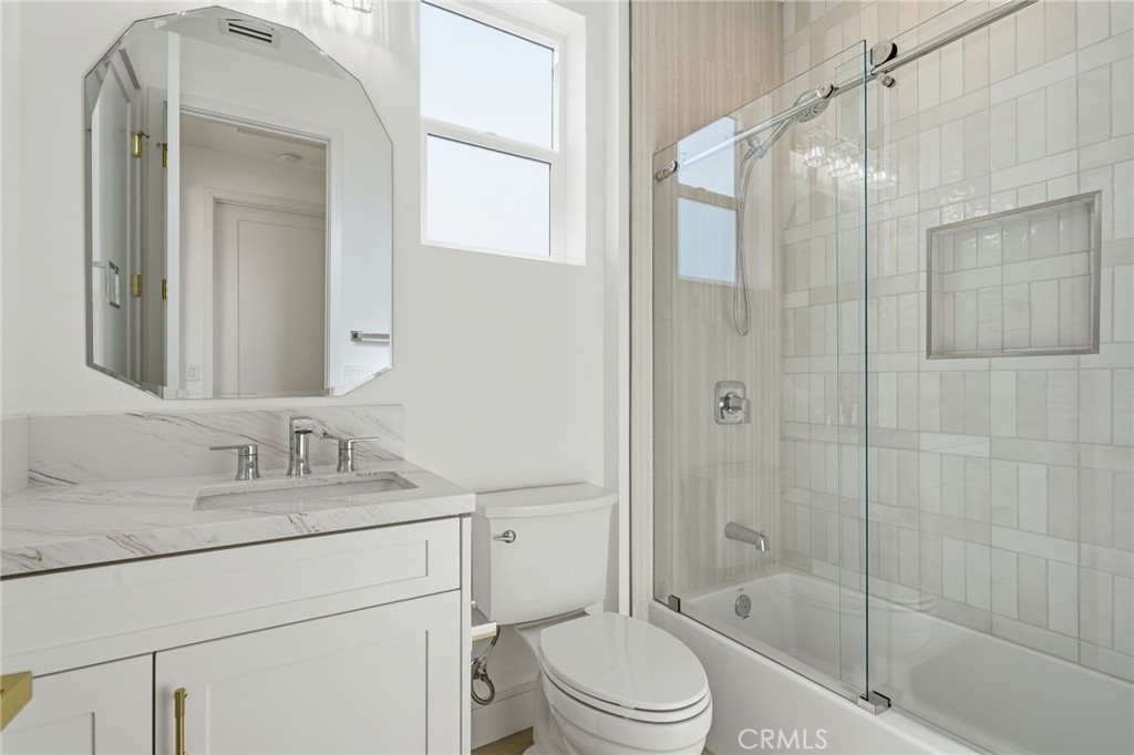 Eastside Central (ECCM) - Residential Lease