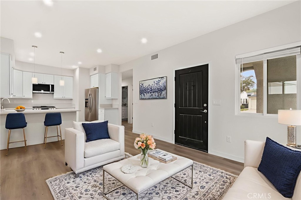 Lakewood City/Lakewood (LCK) - Residential Lease