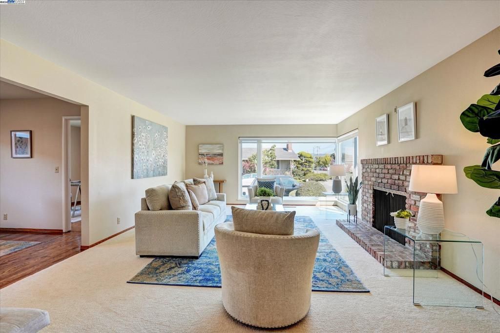 Photo of 1259 Eastshore Dr Dr, Alameda, CA 94501 (MLS # 41115153)