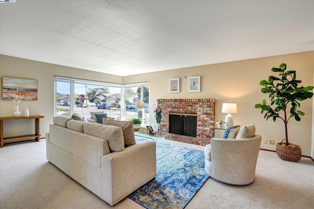 Photo of 1259 Eastshore Dr Dr, Alameda, CA 94501 (MLS # 41115153)