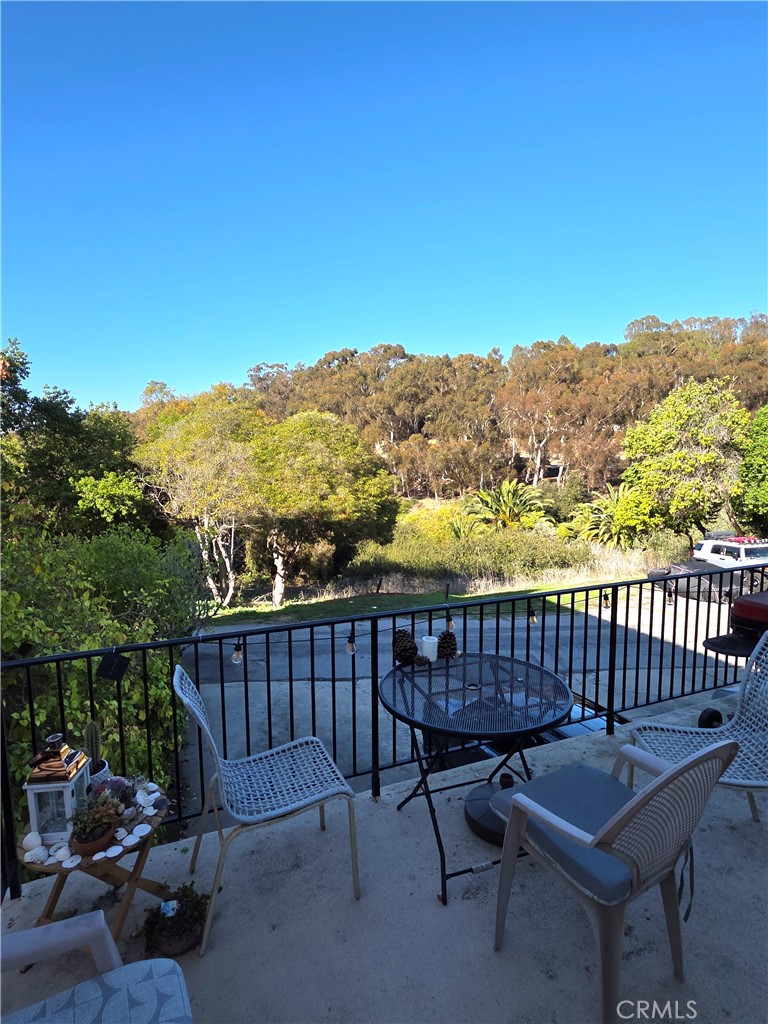 229 Palos Verdes Drive West W