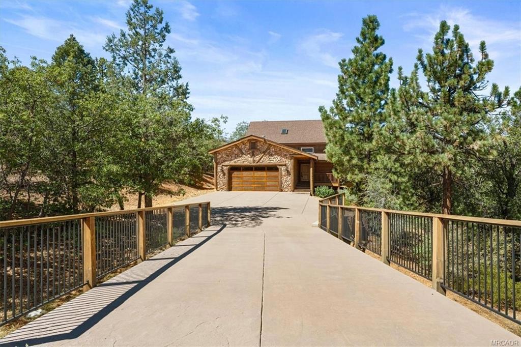 1147 Alameda Road