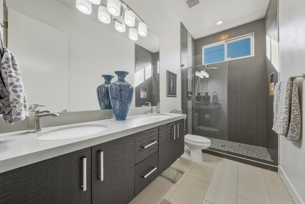 La Quinta Cove - Residential