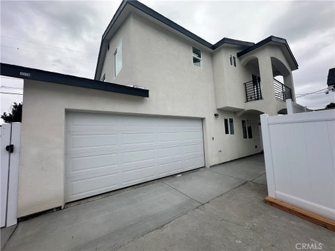 Photo of 1318 W 131st ST #A, Compton, CA 90222 (MLS # DW26179064)
