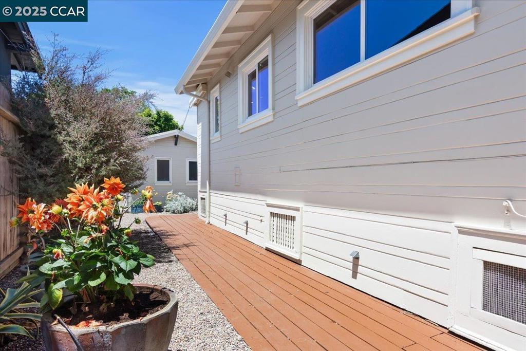 SOUTHWEST BERKELEY - Residential