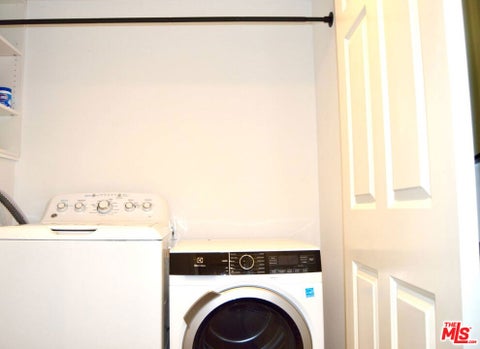 Tiny photo for 11815 Dorothy Street #1, Los Angeles, CA 90049 (MLS # 26997723)